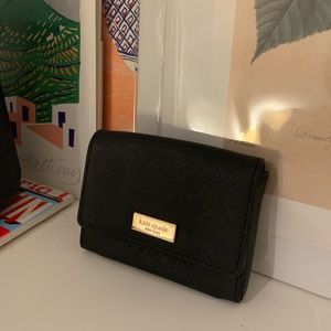 Black Kate Spade snap card case